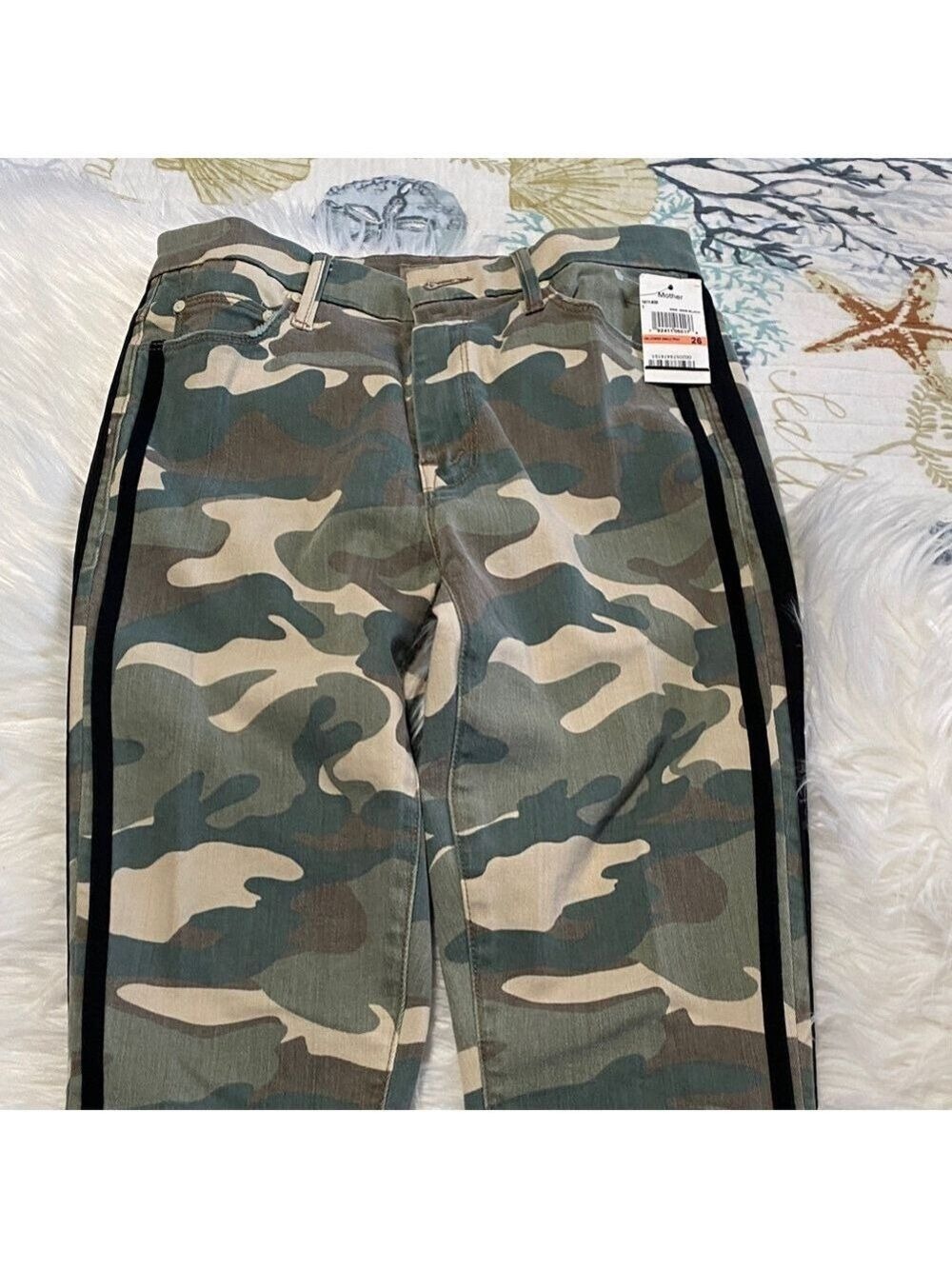 MOTHER Camouflage Pants with Black Detail - Picture 7 of 11